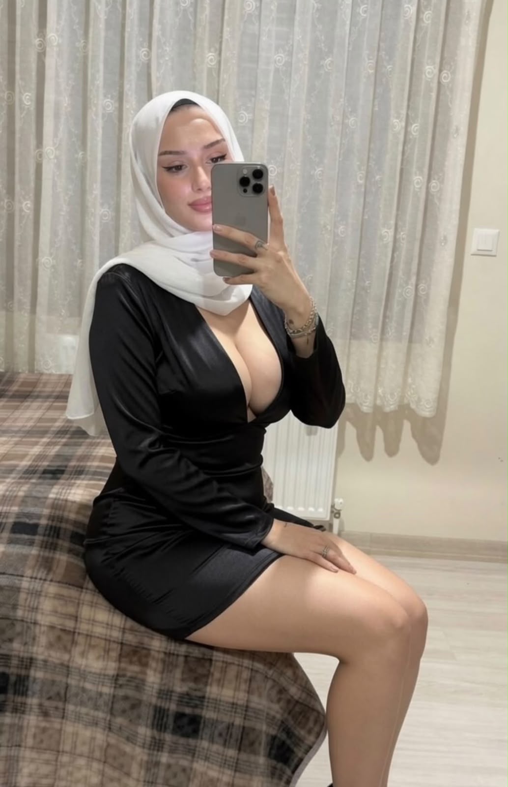 Karaburun Rahatlatıcı Bayan Bayan Escort Elif