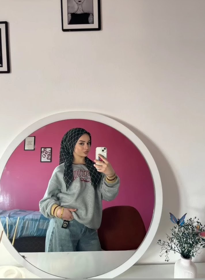 Balaban Sofistike Kadın Escort Bütün